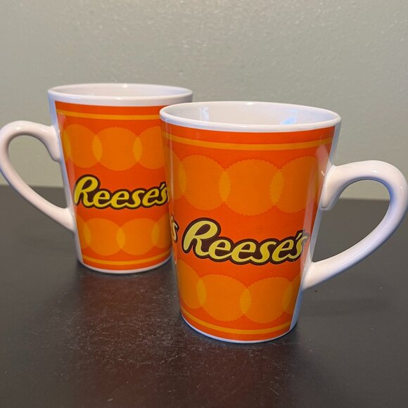 Set of 2 Reese’s Peanut Butter Cup Chocolate Candy Logo Ceramic Mugs - Picture 1 of 9